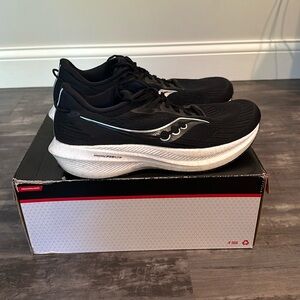 Saucony Triumph 21